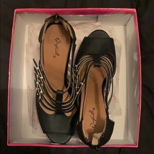 Black Qupid high heels